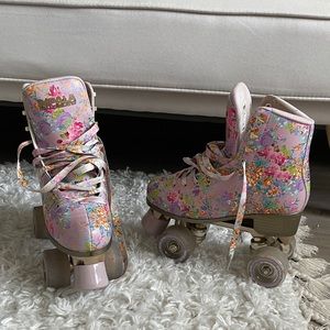 Cynthia Rowley Impala skates